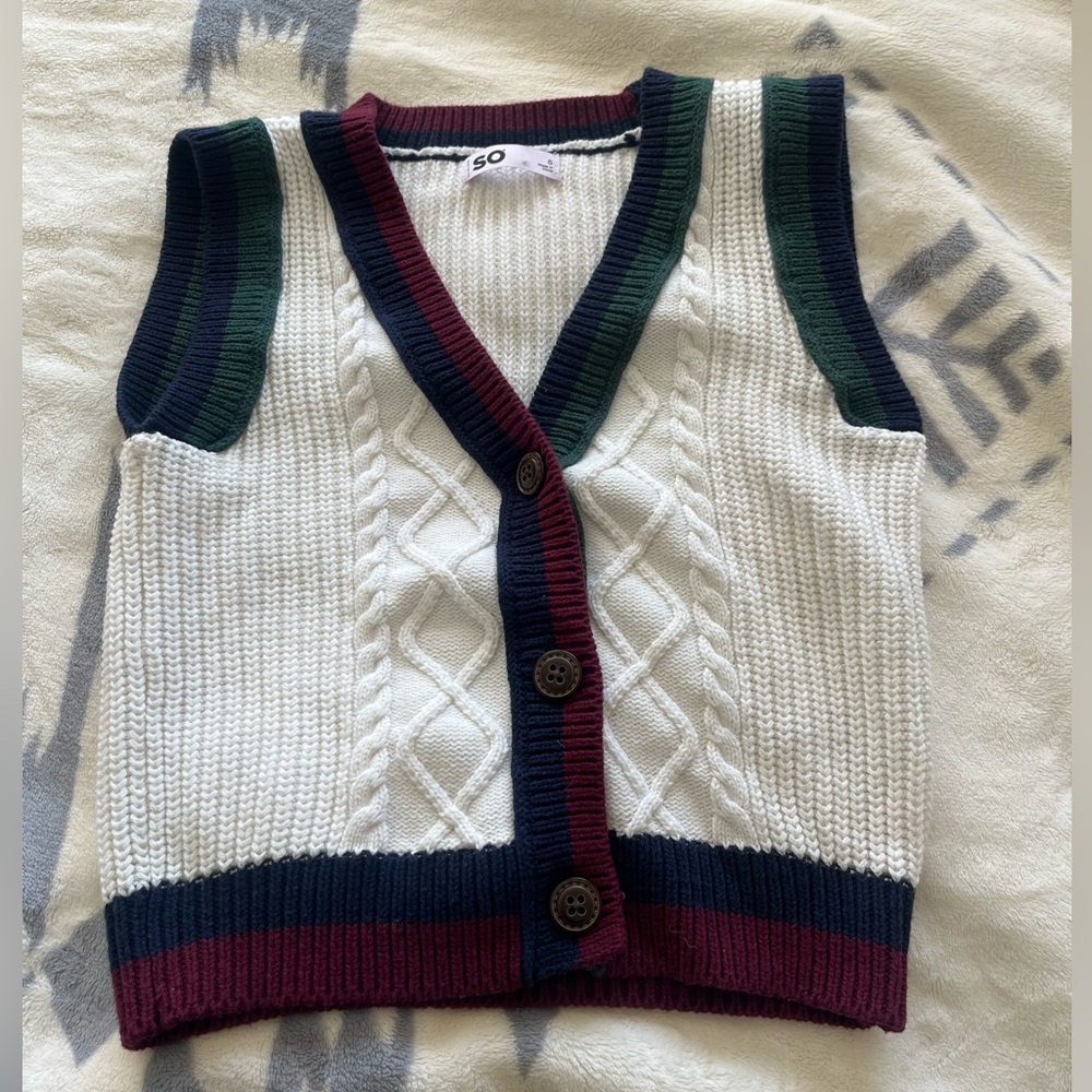 Super cute sweater vest